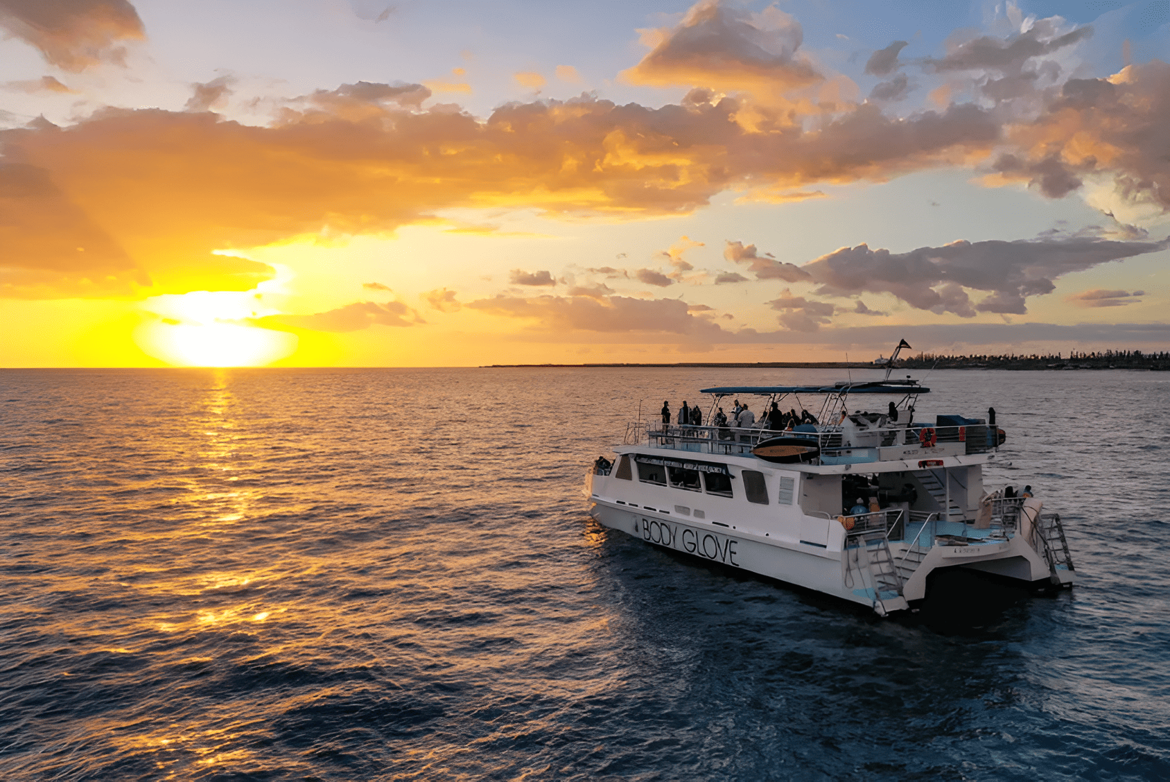 Body Glove Captain Cook Historical Dinner Cruise